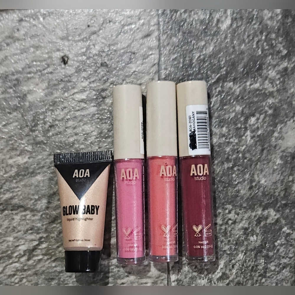 Liquid Blush Bundle + Liquid Highlighter BNIB